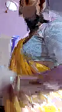 Snapshot of Hi_Radhika chatting on 03-20-25, 05:25 Hi Radhika online show from 03-20-25, 05:25