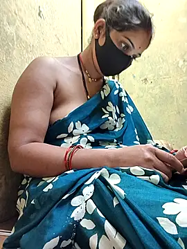 Snapshot of Hi_Radhika chatting on 09-08-25, 04:28 Hi Radhika online show from 09-08-25, 04:28