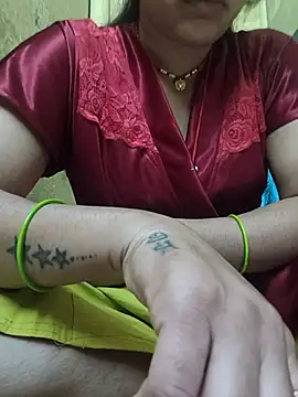 Snapshot of Hi_Radhika chatting on 09-19-25, 12:28 Hi Radhika online show from 09-19-25, 12:28