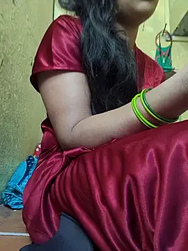 Snapshot of Hi_Radhika chatting on 09-24-25, 02:37 Hi Radhika online show from 09-24-25, 02:37