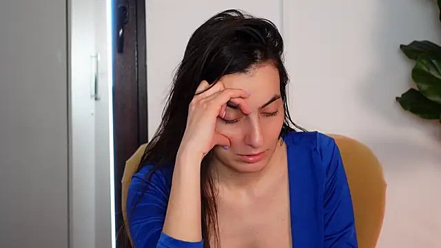 NinaCrystal1 online show from 03-17-26, 07:55