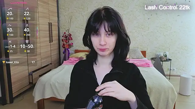 JulisSweet online show from 03-30-26, 07:20