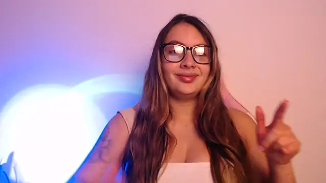 lalawhitte online show from 12-16-25, 10:26