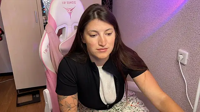 Katrin  kiss online show from 06-24-26, 04:17