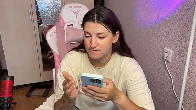 Katrin  kiss online show from 07-06-26, 03:47