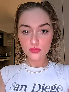 Snapshot of Goldloeckchen159 chatting on 12-28-24, 06:39 Goldloeckchen159 online show from 12-28-24, 06:39