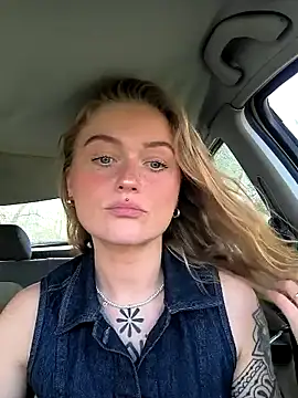 Snapshot of Goldloeckchen159 chatting on 03-22-25, 01:41 Goldloeckchen159 online show from 03-22-25, 01:41