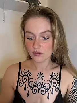 Snapshot of Goldloeckchen159 chatting on 09-10-25, 07:47 Goldloeckchen159 online show from 09-10-25, 07:47