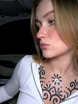 Snapshot of Goldloeckchen159 chatting on 11-28-25, 09:06 Goldloeckchen159 online show from 11-28-25, 09:06