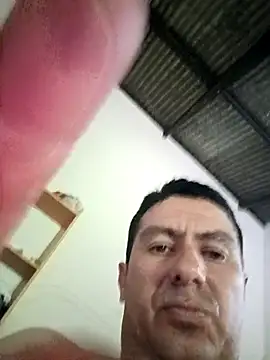 Snapshot of walwan85 chatting on 11-15-25, 08:27 walwan85 online show from 11-15-25, 08:27