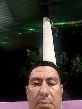 Snapshot of walwan85 chatting on 12-19-25, 01:12 walwan85 online show from 12-19-25, 01:12