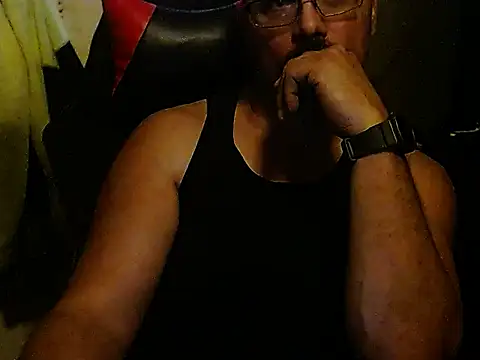 KrazyLegz online show from 01-04-25, 11:06