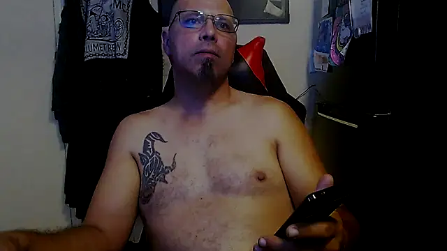 KrazyLegz online show from 09-20-25, 05:25