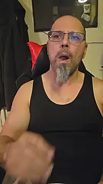 Snapshot of KrazyLegz chatting on 01-18-26, 02:26 KrazyLegz online show from 01-18-26, 02:26