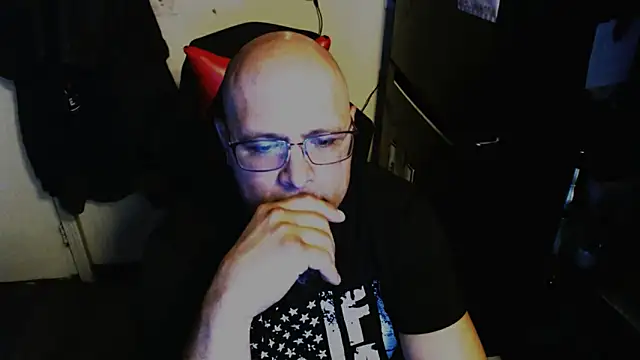 Snapshot of KrazyLegz chatting on 05-03-26, 04:02 KrazyLegz online show from 05-03-26, 04:02
