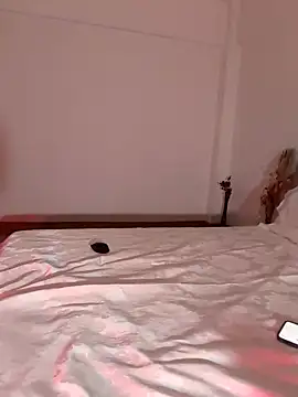 ReiyaRey online show from 04-14-26, 10:05