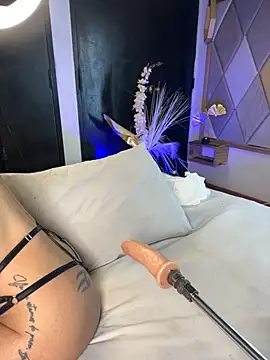 AntonellaRussel online show from 10-16-25, 09:38