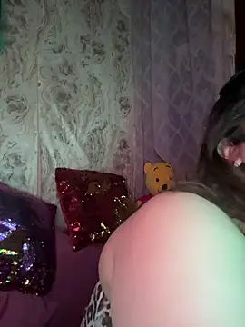 Snapshot of AMBER_SEXY99 chatting on 06-21-26, 02:03 AMBER SEXY99 online show from 06-21-26, 02:03