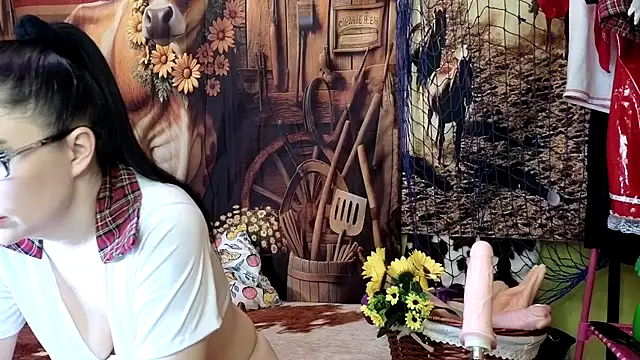 DashaHart online show from 12-05-24, 01:06