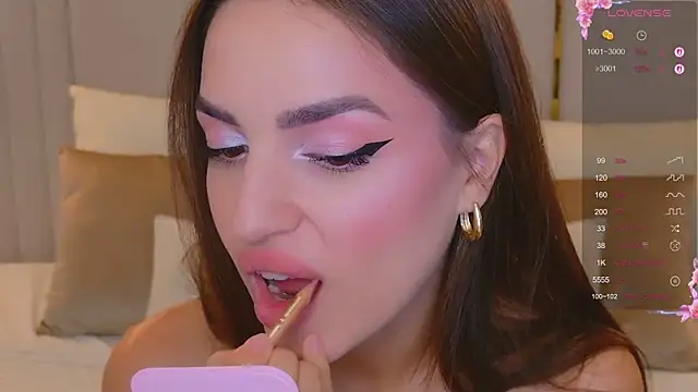 BellaHalles online show from 10-20-25, 06:25