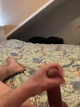 LivingLegend1978 online show from 04-24-26, 02:30