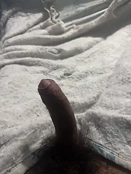 Snapshot of Your_love39 chatting on 12-22-25, 08:00 Your love39 online show from 12-22-25, 08:00