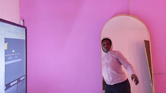 LoveQueen2 online show from 03-04-26, 11:49