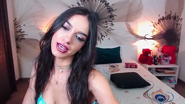 Snapshot of KatherineBisou chatting on 10-17-25, 07:38 KatherineBisou online show from 10-17-25, 07:38