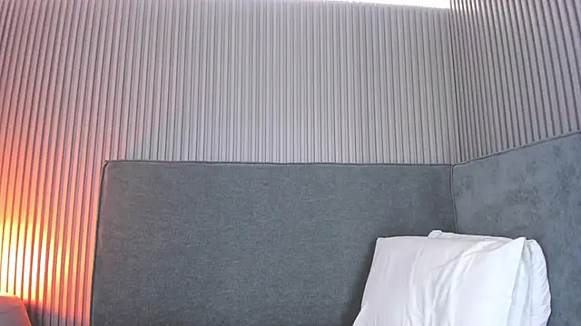 emelie 89 online show from 11-29-25, 12:52