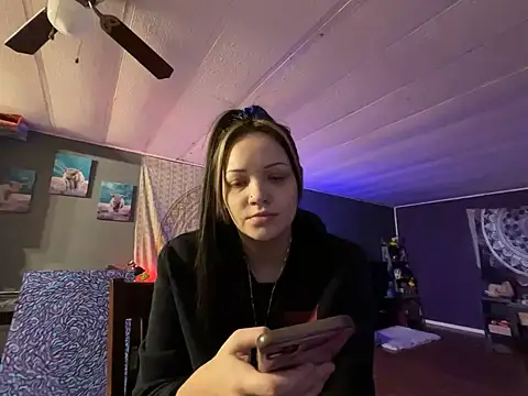 skinwalkingzombie online show from 12-11-24, 04:31