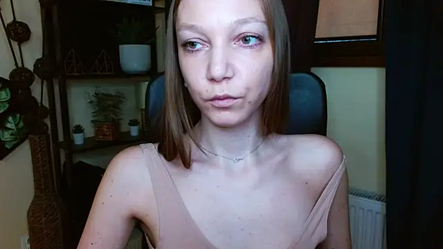 EmillyPlay online show from 03-13-26, 06:42