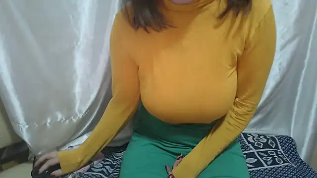 Burberrry  online show from 03-17-26, 03:55