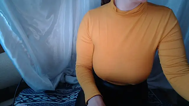 Burberrry  online show from 03-31-26, 02:17