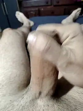 quierodarleche69 online show from 04-07-26, 01:28