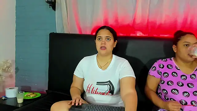 brunnette hot online show from 03-03-25, 11:33