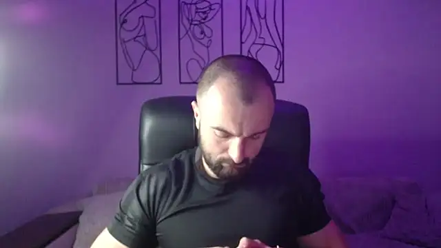 brindlefly6969 online show from 12-04-25, 11:52