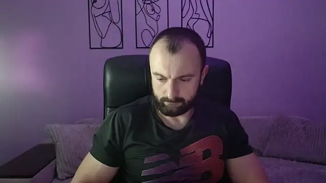 brindlefly6969 online show from 12-19-25, 01:40