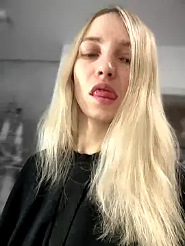 Adelina0001 online show from 12-02-24, 01:58