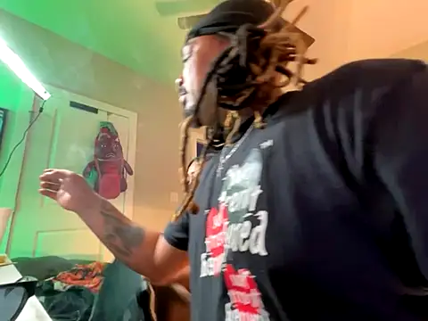 4EVAGLACIERS online show from 11-19-25, 03:17