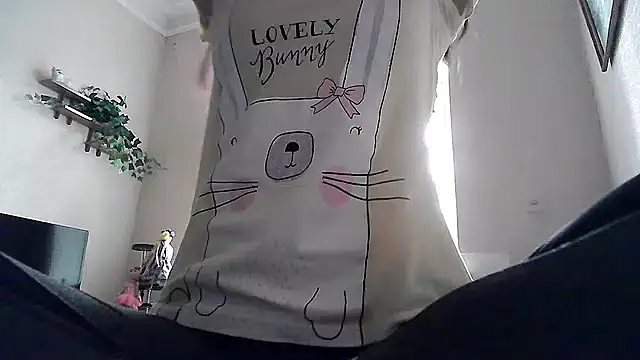ElizaSwon online show from 07-08-26, 02:54