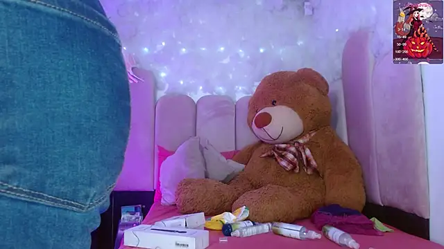 puca ebony online show from 10-28-25, 07:49