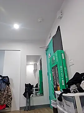 Iliketocooksquirt25 online show from 09-28-25, 04:18