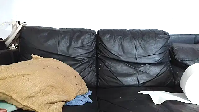 Youns98 online show from 10-10-25, 03:00