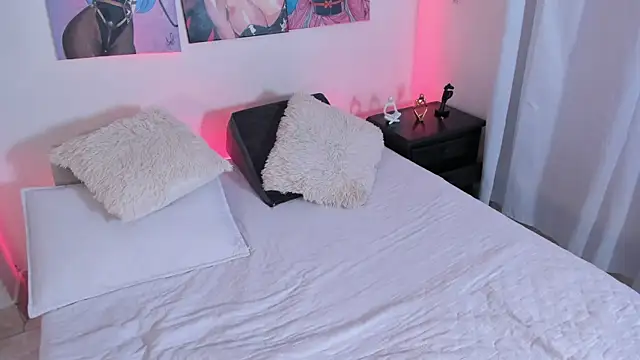 Jessica Herrera  online show from 09-18-25, 10:34