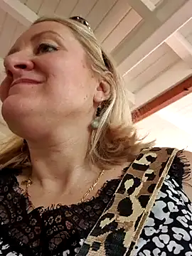 Snapshot of lady_charlyne chatting on 01-15-25, 03:18 lady charlyne online show from 01-15-25, 03:18