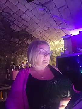 lady charlyne online show from 07-24-26, 07:45