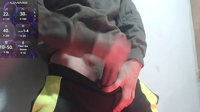 Snapshot of GrayHornyX chatting on 01-11-25, 07:49 GrayHornyX online show from 01-11-25, 07:49