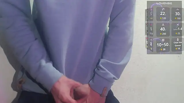 Snapshot of GrayHornyX chatting on 03-21-25, 02:39 GrayHornyX online show from 03-21-25, 02:39