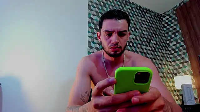 Michael magno online show from 03-17-25, 05:27