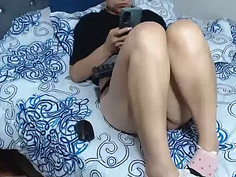 Snapshot of Chantal_hott chatting on 12-30-24, 02:53 Chantal hott online show from 12-30-24, 02:53